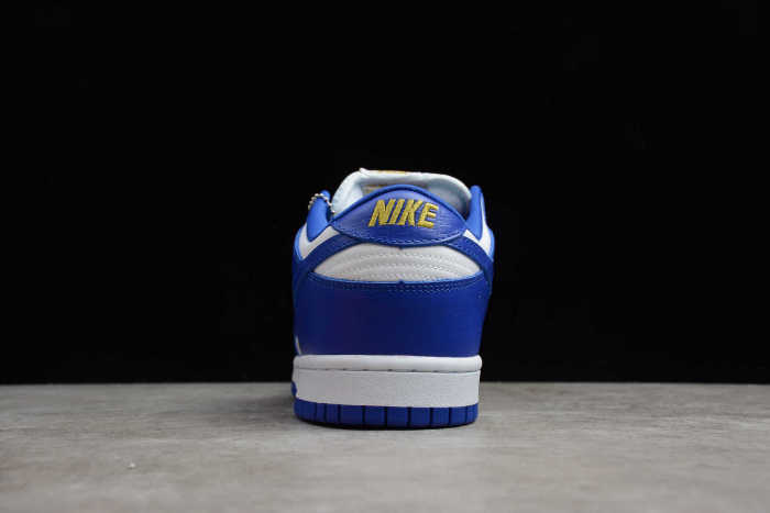 Supreme x SB Dunk Low “Hyper Royal” DH3228-100