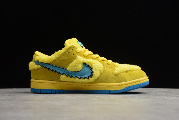 Grateful Dead x SB Dunk Low Pro QS “Yellow Bear” CJ5378-800
