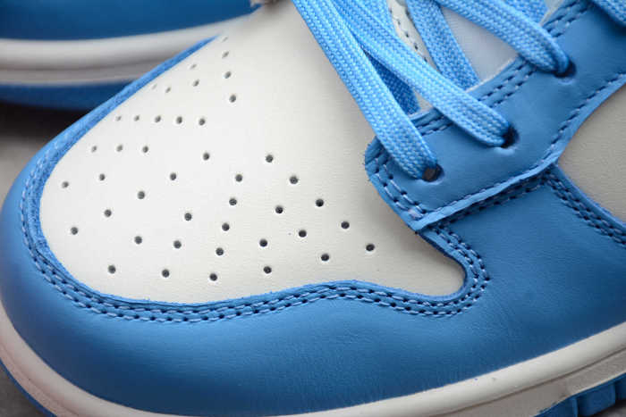 Dunk Low SB Sail University Gold DD1503-100