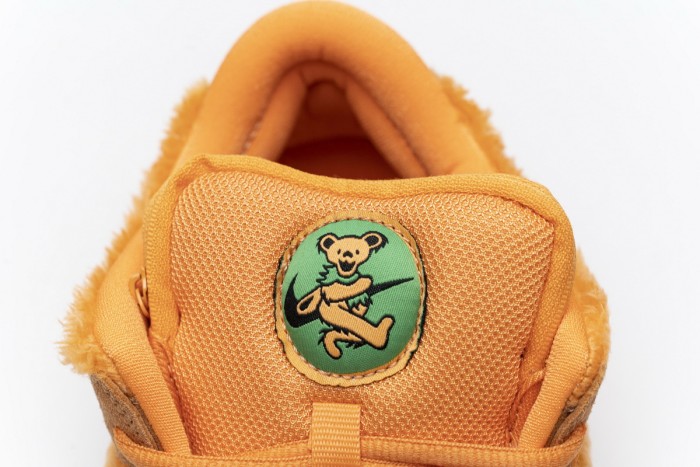Grateful Dead x SB Dunk Low Pro QS “Orange Bear” CJ5378-800