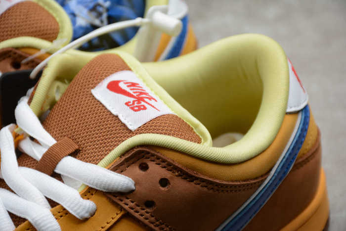 SB Dunk Low Premium “Newcastle Brown Ale” 313170-741