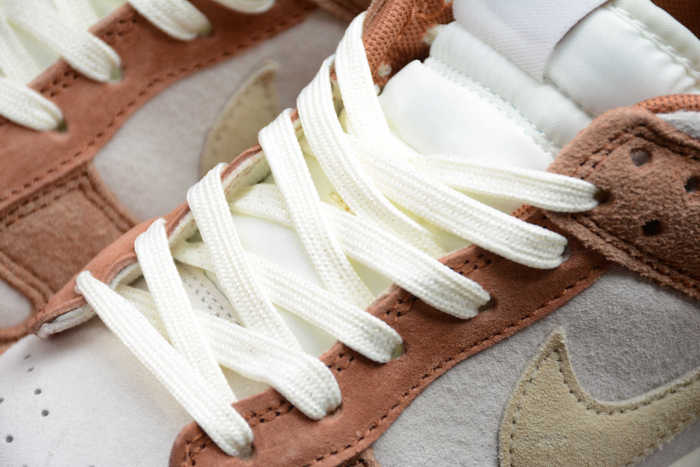 SB Dunk Low PRM“Medium Curry” Brown White DD1390-100