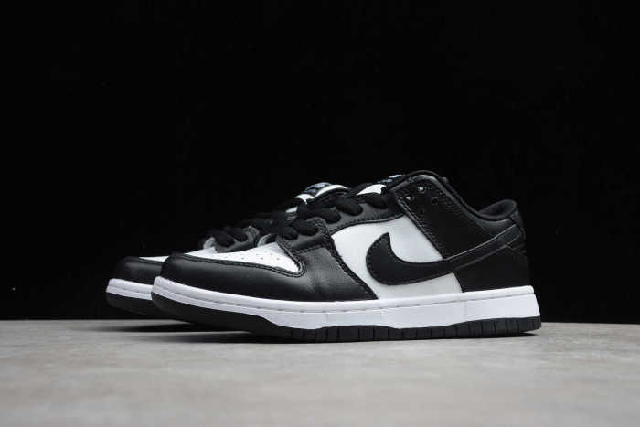 SB Dunk Black White CN8607-003