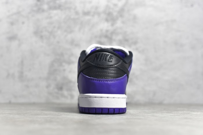 SB Dunk Low “Court Purple” BQ6817-500