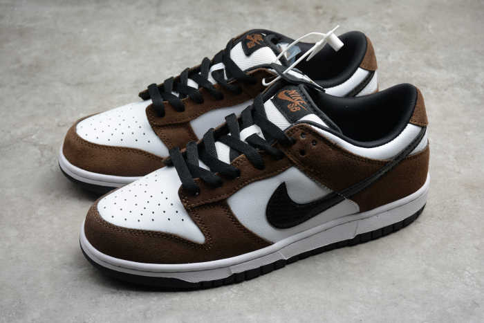 SB DUNK Brown Black White 304292-102
