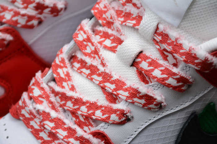 Frame Skate x SB Dunk Low “Habibi” White Red Black CT2550-600