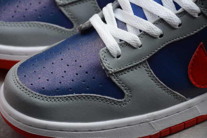 SB Dunk “Samba” Grey Blue Red CZ2667-400