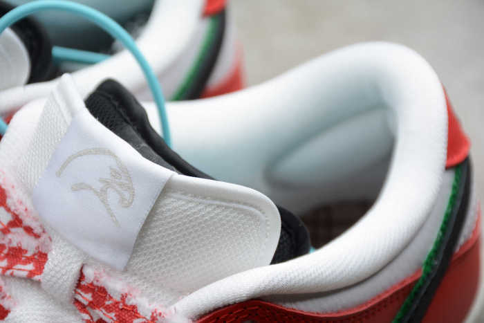 Frame Skate x SB Dunk Low “Habibi” White Red Black CT2550-600