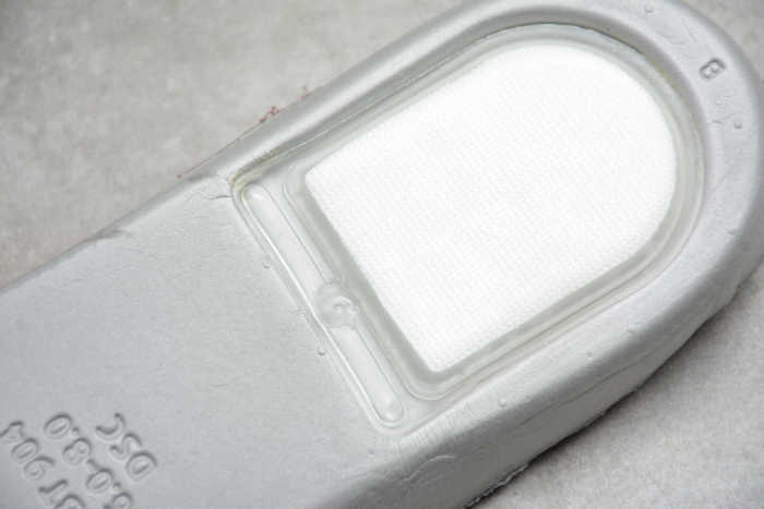 SB Dunk Low Pro Desert Sand Mahogany BQ6817-004