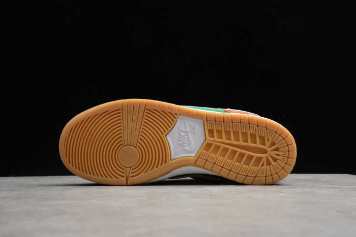 SB Dunk 7-Eleven Red Green CZ5130-600