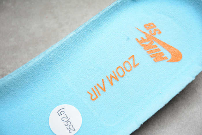 SB Dunk Low WE CLUB Blue White BQ6817-401