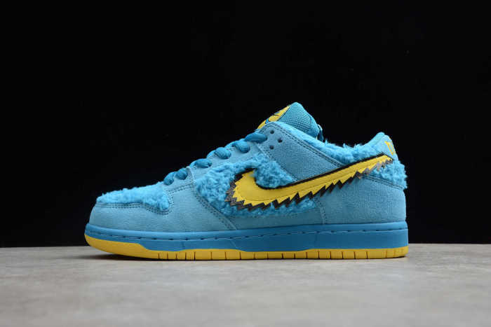 Grateful Dead x SB Dunk Low Pro QS “Blue Bear” CJ5378-400