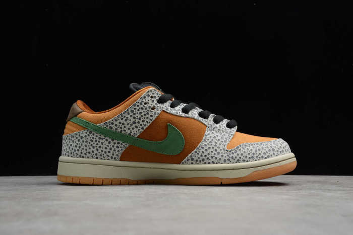 SB Dunk Low Pro ISO Burnt Sienna CD2563-002