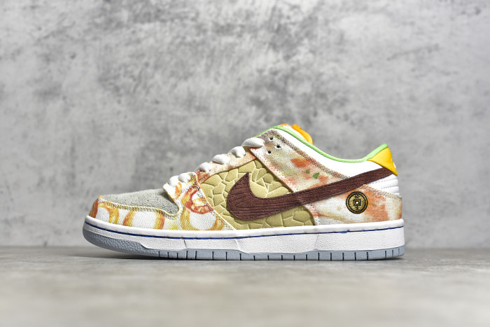 SB Dunk Low “CNY” CV1628-800