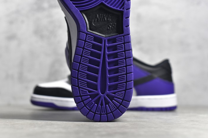 SB Dunk Low “Court Purple” BQ6817-500