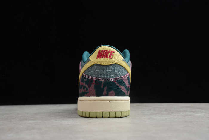 SB Dunk Low SP “Community Garden” CZ9747-900