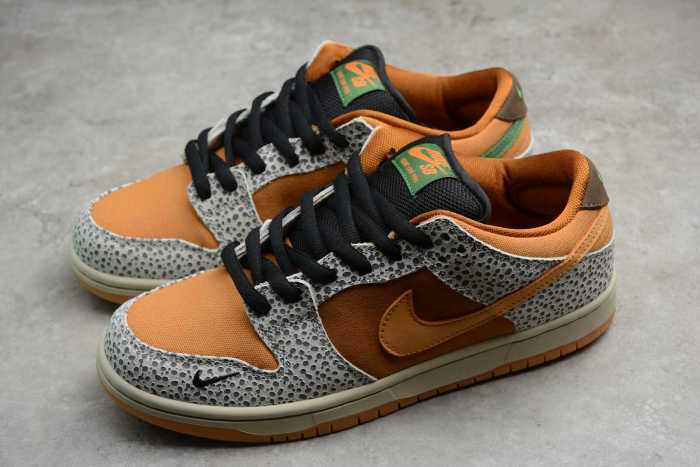 SB Dunk Low Pro ISO Burnt Sienna CD2563-002