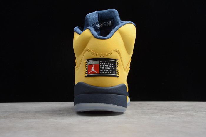 Air Jordan 5 Retro Michigan CQ9541-704