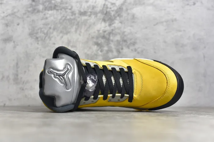 Air Jordan 5 Retro T23 “Tokyo” 454783-701