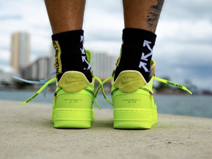 Off-White x Air Force 1 Low “Volt” 2.0 with Zip-Tie AO4606-700