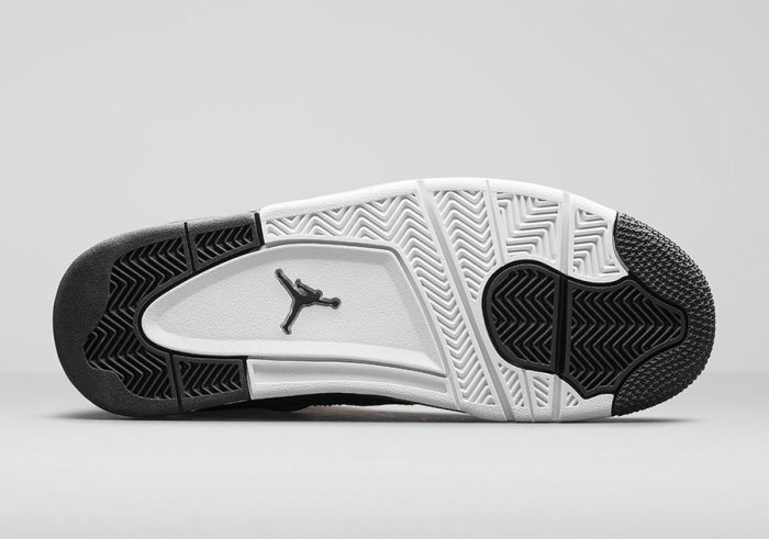 Air Jordan 4 “Royalty” 308497-032