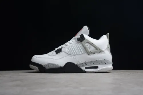 Air Jordan 4 SE “University Blue” 840606-192