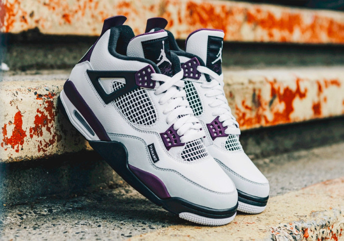 Air Jordan 4 Retro “Bordeaux” CZ5624-100