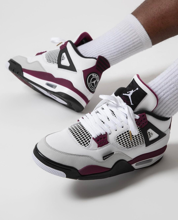 Air Jordan 4 Retro “Bordeaux” CZ5624-100