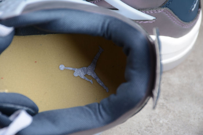 Air Jordan 4 “Monsoon Blue” BQ9043-400