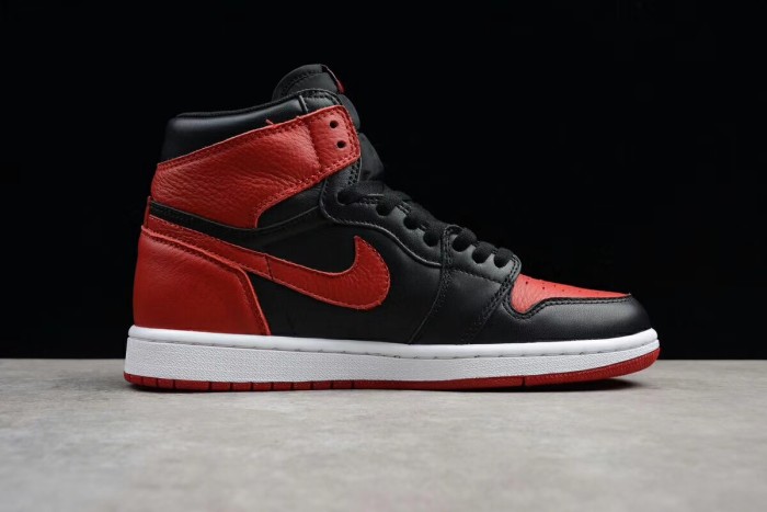 Air Jordan 1 OG High “Banned” Black Red 555088-001