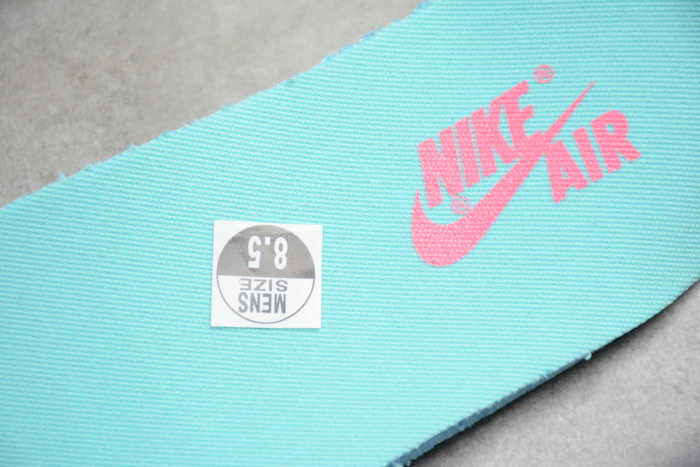 Air Jordan 1 High OG“ Bio Hack” 555088-201