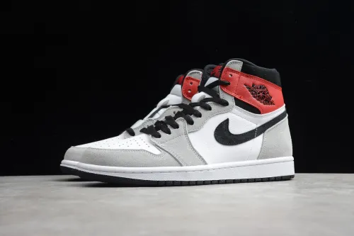 Air Jordan 1 Retro High Light Smoke Grey 555088-126
