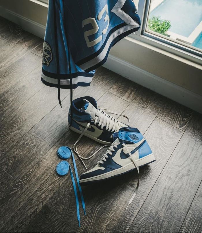 Air Jordan 1 Retro High OG “Obsidian” 555088-140