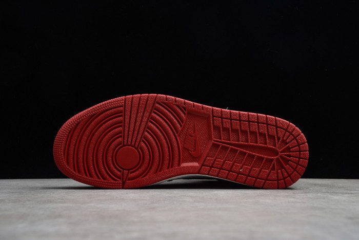 Air Jordan 1 Retro Hi OG  Chicago  555088-101