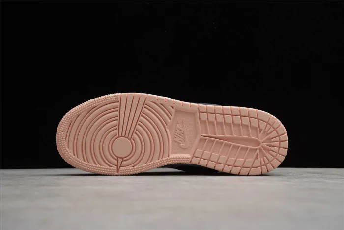 Air Jordan 1 Low  Light Arctic Pink  553560-800