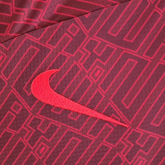 Liverpool Red Training Jersey 21/22