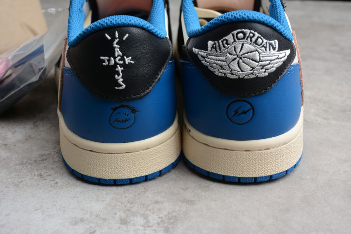 Fragment x Travis Scott x Air Jordan 1 DM7866-140