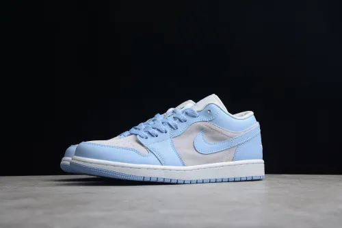 Air Jordam 1 Low University Blue  DC0774-050