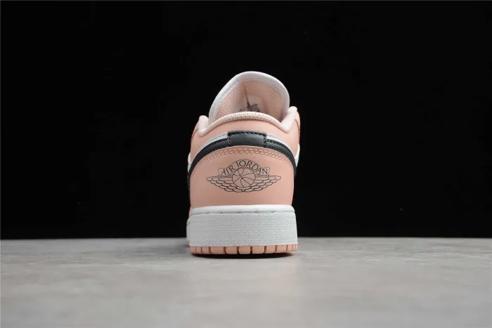 Air Jordan 1 Low  Light Arctic Pink  553560-800