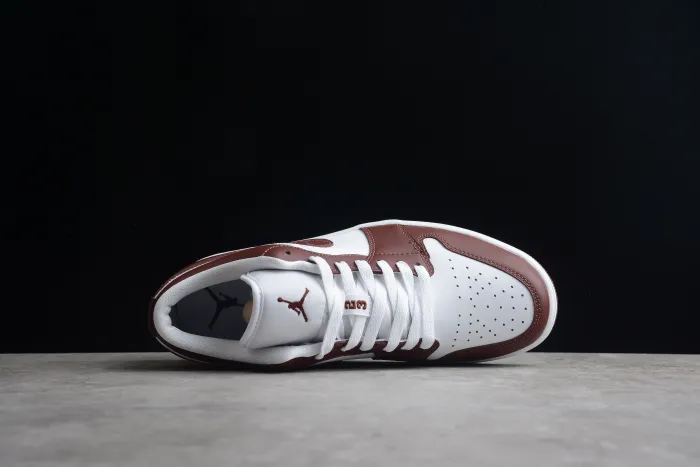 Air Jordan 1 Low Team Red DC0774-116
