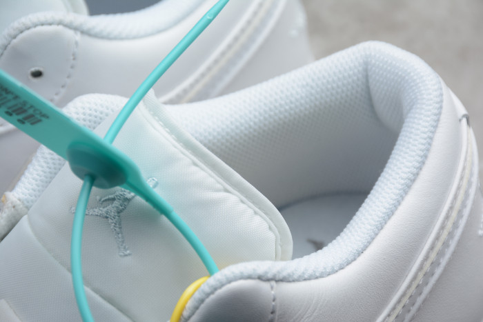 Air Jordan 1 Low White Pure Platinum 553558-170