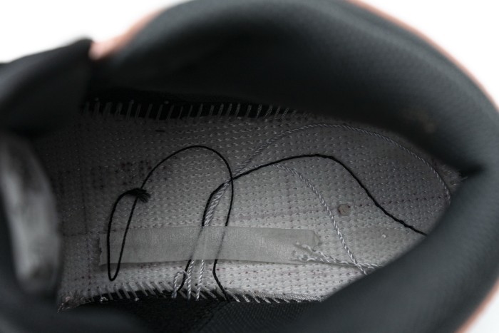 Air Jordan 1 Mid Pink Quartz 555112-603