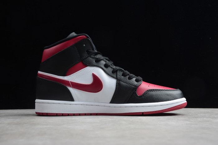 Nike Air Jordan 1 Mid  Bred Toe  Black/Gym Red-White 554724-066