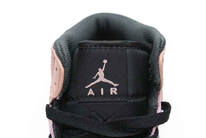 Air Jordan 1 Mid Pink Quartz 555112-603