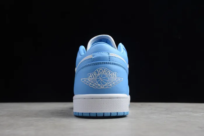 Air Jordan 1 Low  UNC  AO9944-441