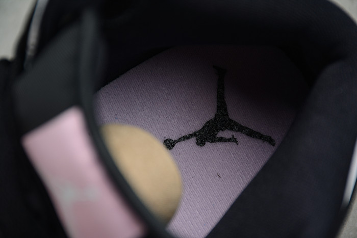 Air Jordan 1 Mid Light Arctic Pink 555112-103