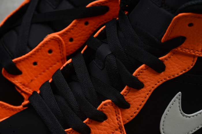 Air Jordan 1 Mid Black Cone 554724-062