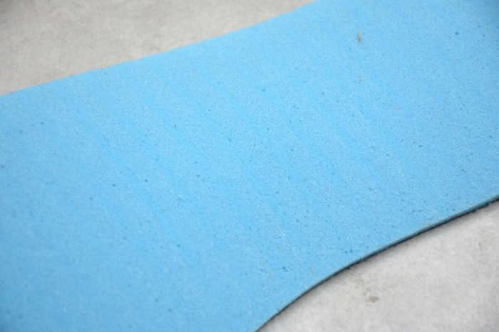 Air Jordan 1 Low “University Gold” 553558-606