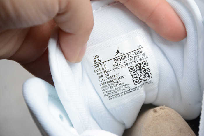 Air Jordan 1 Mid White University Red BQ6472-106