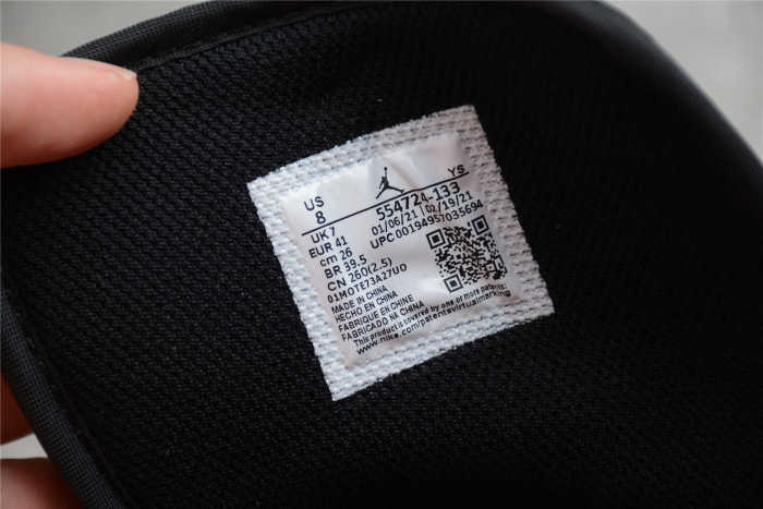 Air Jordan 1 Mid “Crimson Tint” 554724-133